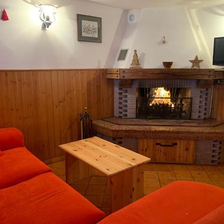 Appartamento Tipico Vista Dolomiti Nevegal Exterior photo
